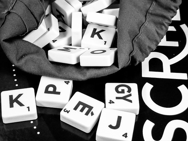 make two vowels together game of words